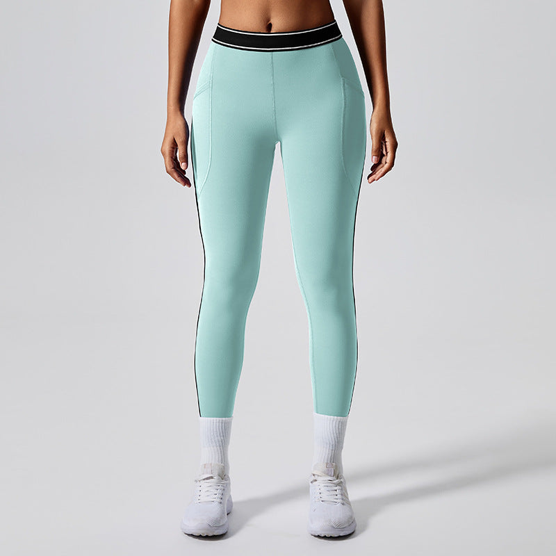 Women's Pilates Yoga Two-Piece Set – Crop Top & Leggings with Chest Cushion